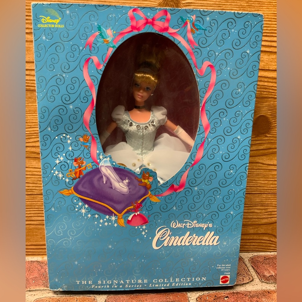 Barbie as Cinderella Signature Collectible Barbie 1998